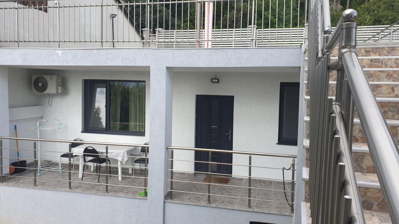 Lola seaview guest house. Уютный Домик в Варне Варна Экстерьер фото