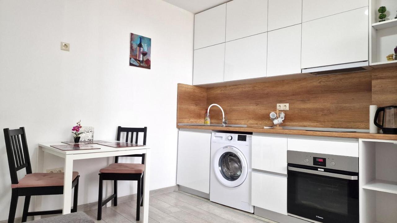 Lola seaview guest house. Уютный Домик в Варне Варна Экстерьер фото